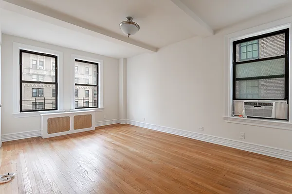 Rented by Bond New York | media 51