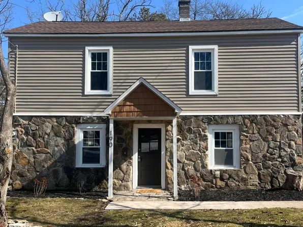 190 Davenport St, Dallas, PA 18612