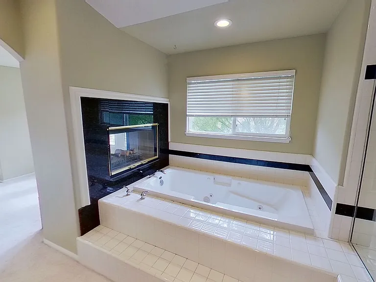 12 Touran Ln — Photo 14