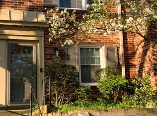 8357 Dunham Ct #608, Springfield, VA 22152