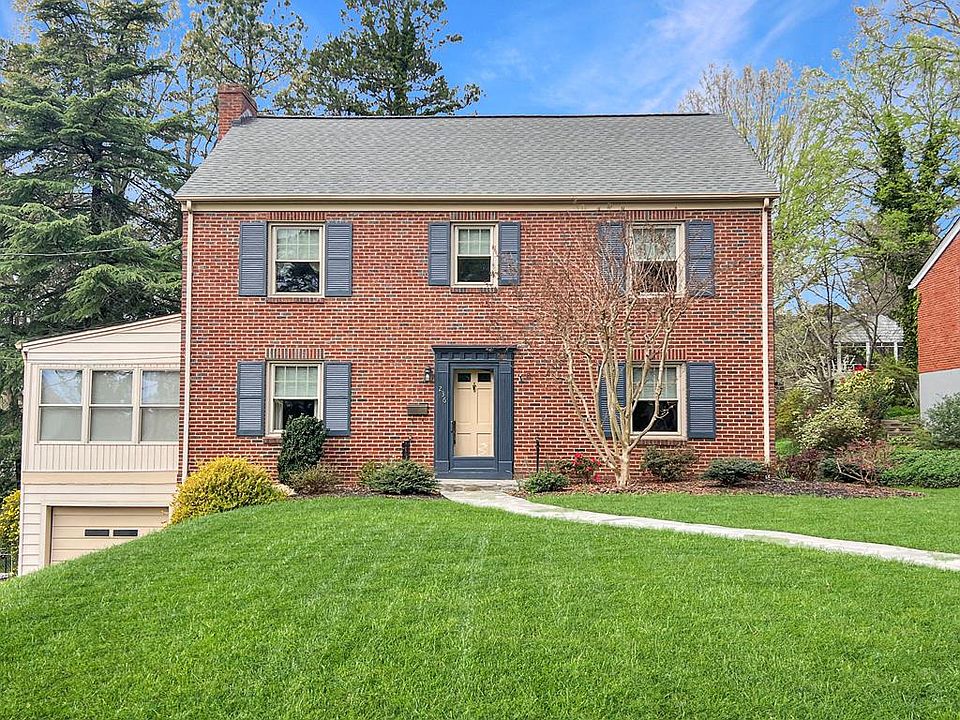 1st image of 236 Grove Park Cir