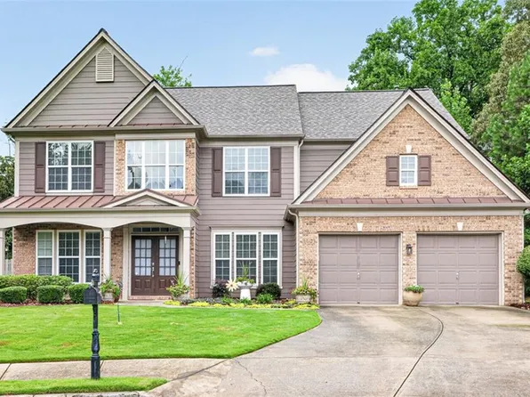 581 Kyle Trace Ct, Sugar Hill, GA 30518
