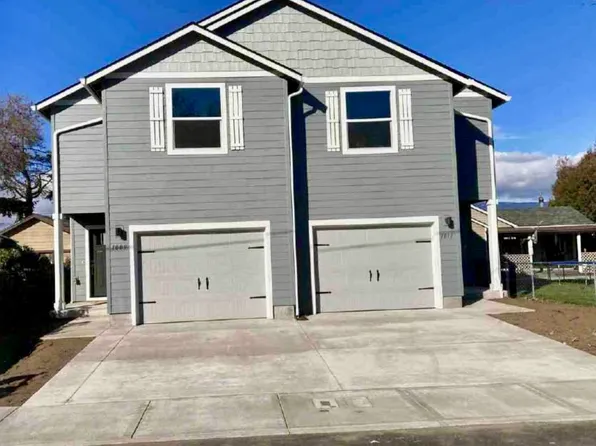 1011 E 13th St, The Dalles, OR 97058