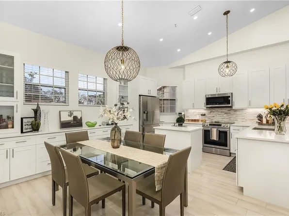 1319 Egrets LNDG #202, NAPLES, FL 34108