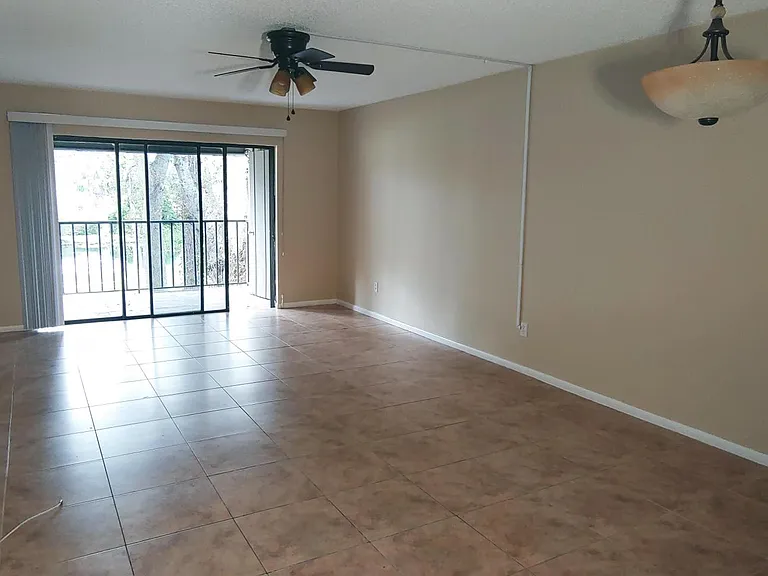 2513 S 17th St #205 — Photo 2