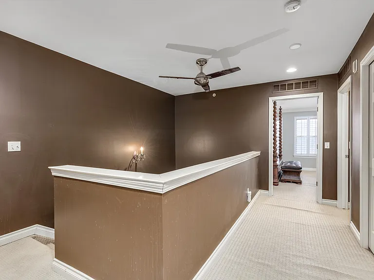 1393 Raliegh Pl — Photo 6