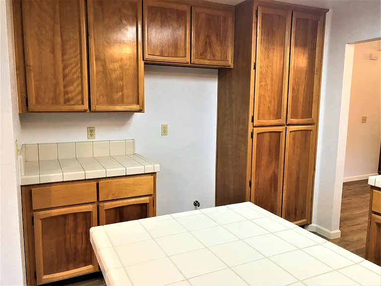 6641 Koster Way — Photo 8