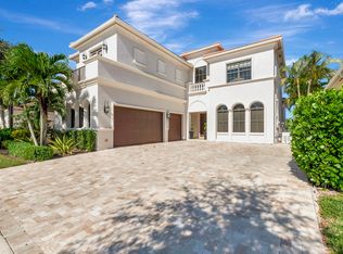 17979 Lake Azure Way, Boca Raton, FL 33496