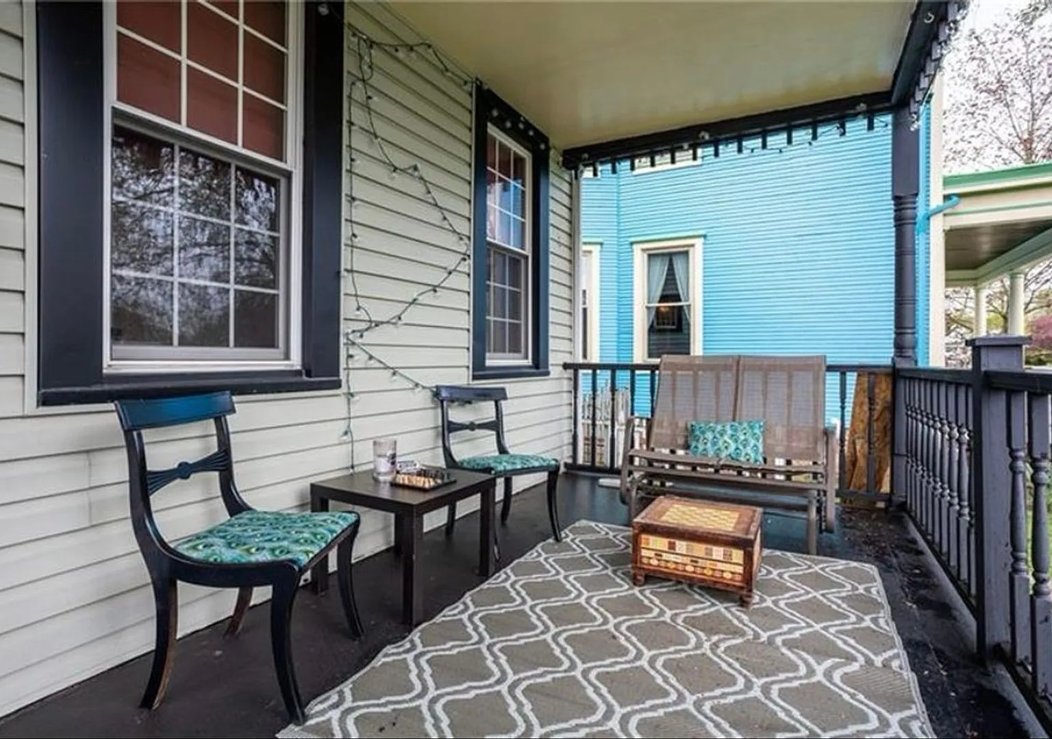 Stylish Victorian Home! — Photo 3