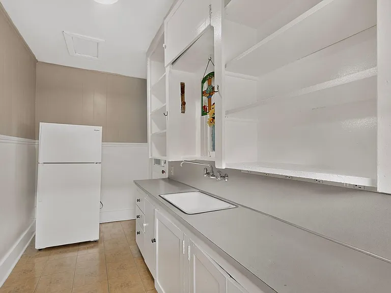 4008 Burnet Rd — Photo 16