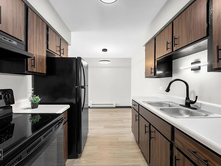 Orchard Estates Apartments — Photo 12