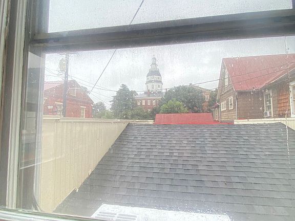 2nd image of 80 1/2 Maryland Ave APT A