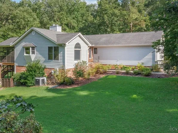 9603 Hidden Hills Dr, Prince George, VA 23875