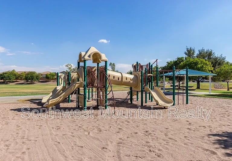 33583 N Wash View Rd — Photo 43