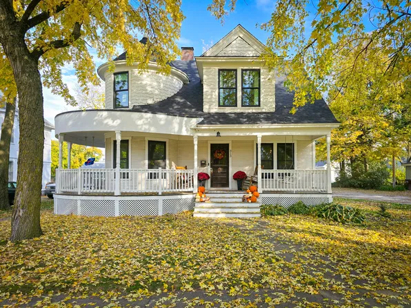 313 K Ave, Nevada, IA 50201