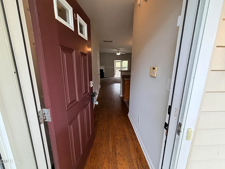 620 Woodson Dr — Photo 2