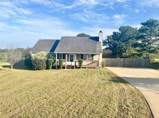 233 Hawks Nest Rd, Commerce, GA 30529