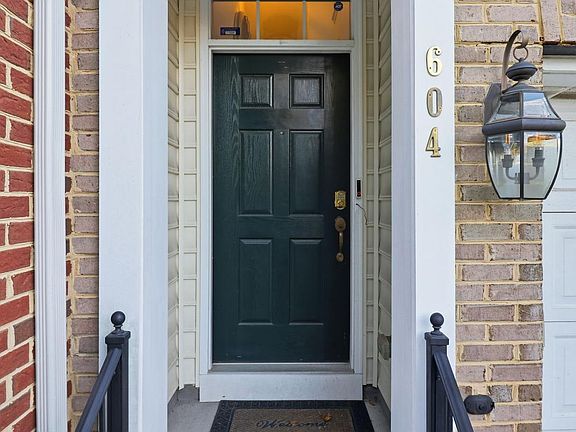 4th image of 604 Tailgate Ter