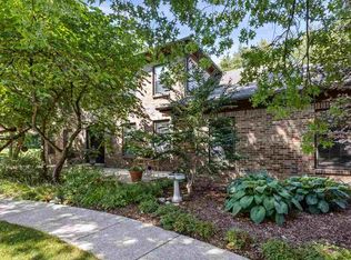 1690 Rowntree Ln, Rockford, IL 61107