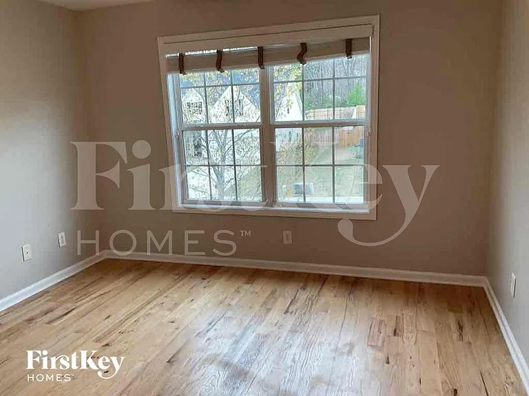 1074 Nathan Mauldin Dr — Photo 11