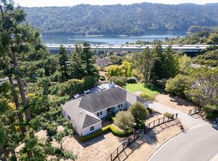 1365 Lakeview Dr, Hillsborough, CA 94010