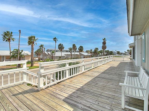 5th image of 1883 Bay Shore Dr