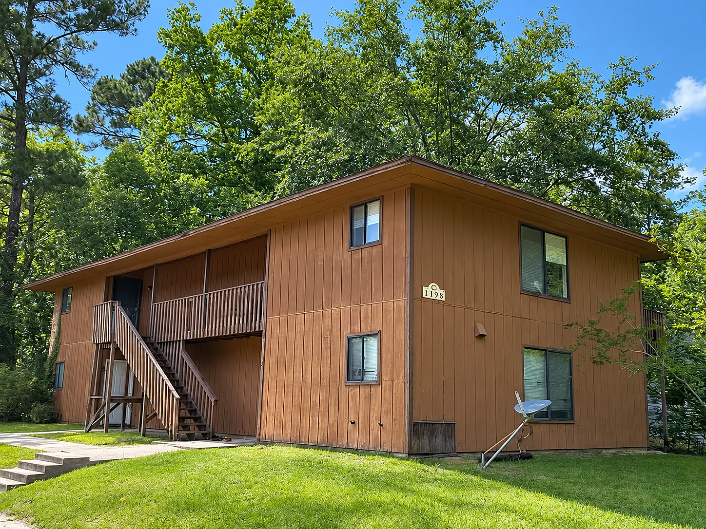 1 bed, 806 sqft, $800 — Photo 1