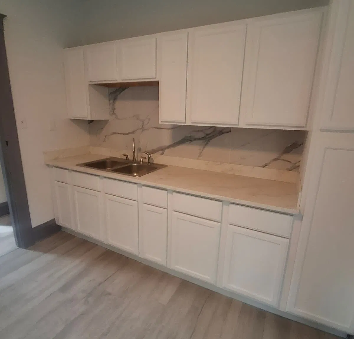 4 bed, $1,695 — Photo 1
