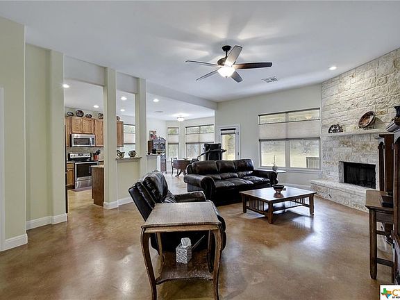 3rd image of 40 Mesquite Trl