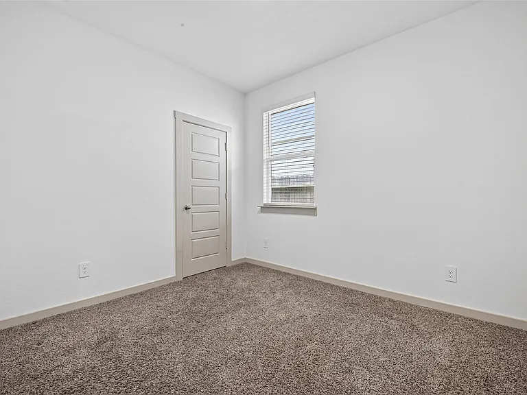 12820 Tokenhouse Ln — Photo 18
