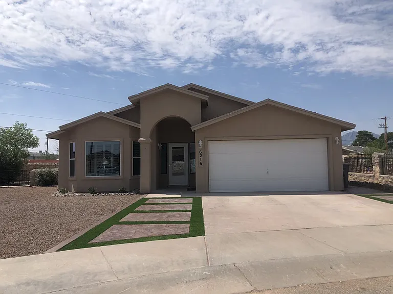 6216 Lovebird Ln — Photo 1