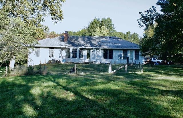 1st image of 3111 Fieldcrest Ave
