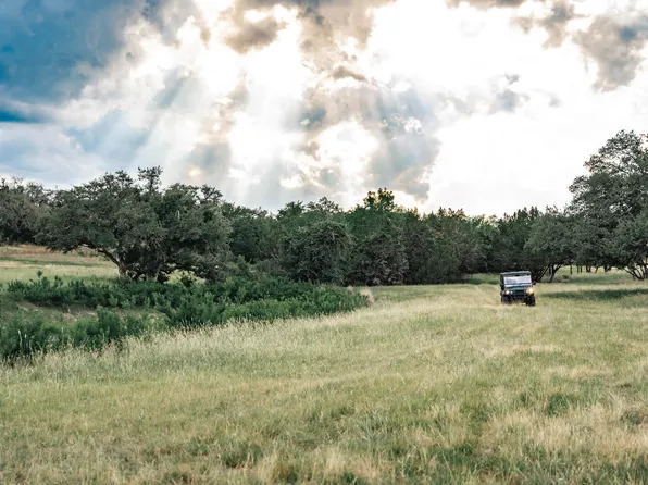 17650C Hamilton Pool Rd, Austin, TX 78738