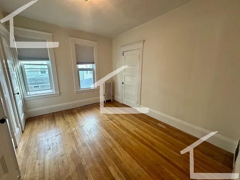 77 Fairbanks St #3 — Photo 8
