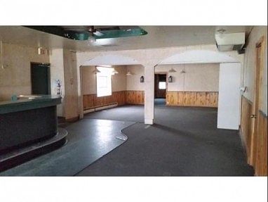 2nd image of 635 S Main St