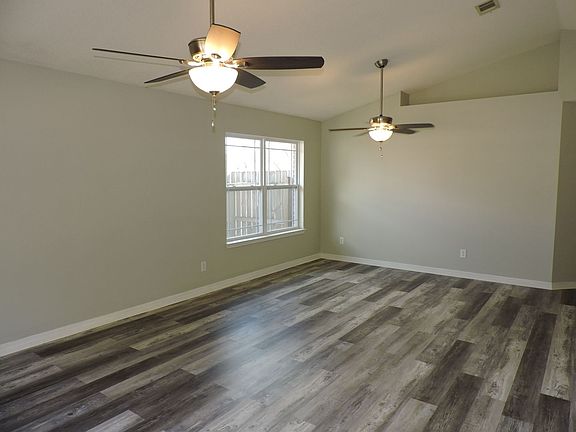 5th image of 3971 Sunny Manor Cir