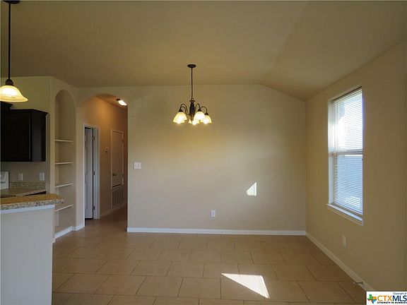 4th image of 1205 Loyal Ln #B
