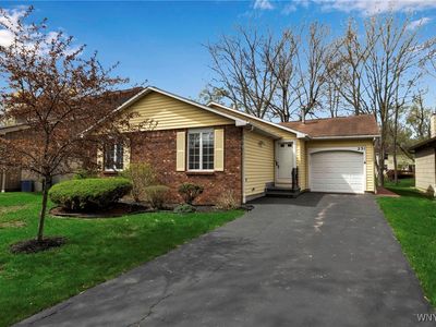231 Brockmoore Dr, East Amherst, NY, 14051