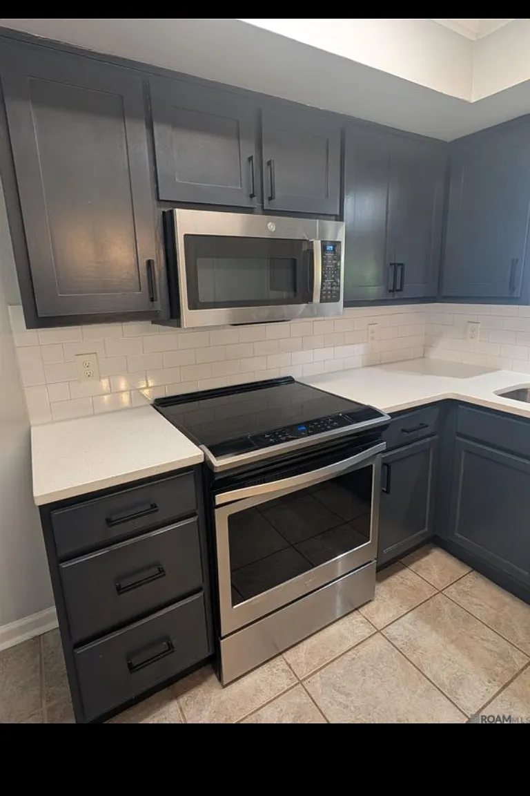 2 bed, 2.5 bath, 1286 sqft, $1,495 — Photo 3