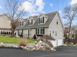 780 Dickinson St, Fall River, MA 02721