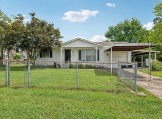 320 E McKinley Ave, Sapulpa, OK 74066
