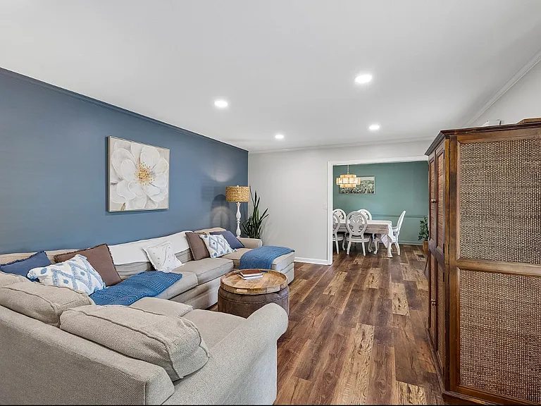 1216 King Arthur Rd — Photo 5