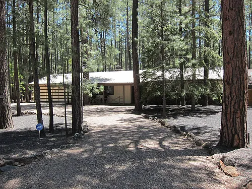 8437 Wild Horse Rd Photo 1