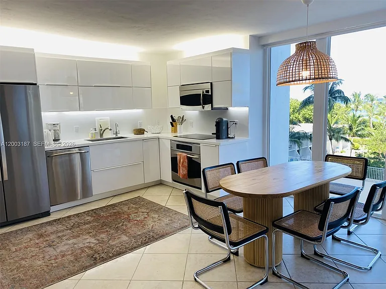881 Ocean Dr #3E — Photo 6