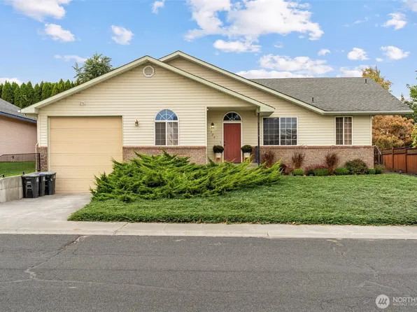 724 Sage Bay Drive, Moses Lake, WA 98837