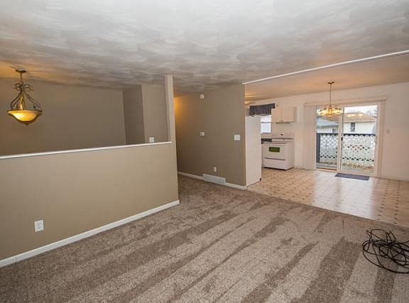3rd image of 4006 Cassell Ave