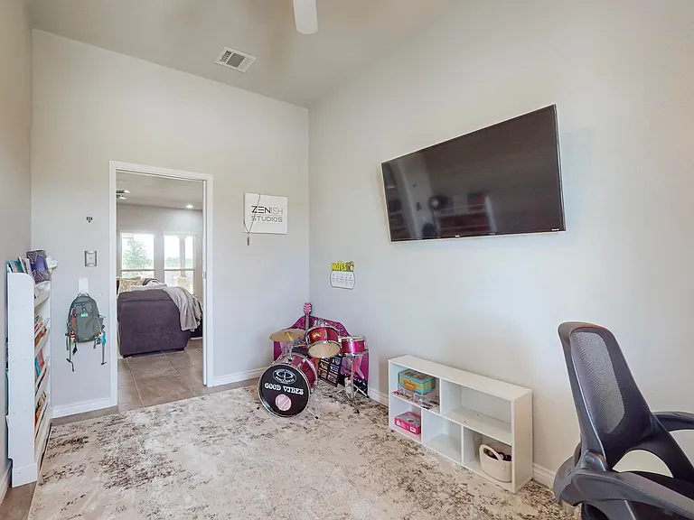 997 Shady Lane Dr — Photo 34