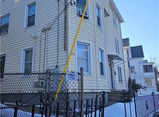 358 Weeden St, Pawtucket, RI 02860