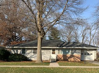409 Spruce St, Reinbeck, IA 50669