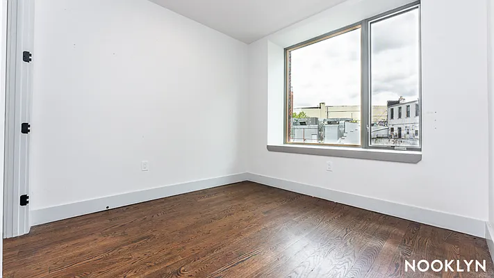 Rented by Nooklyn NYC LLC | media 11